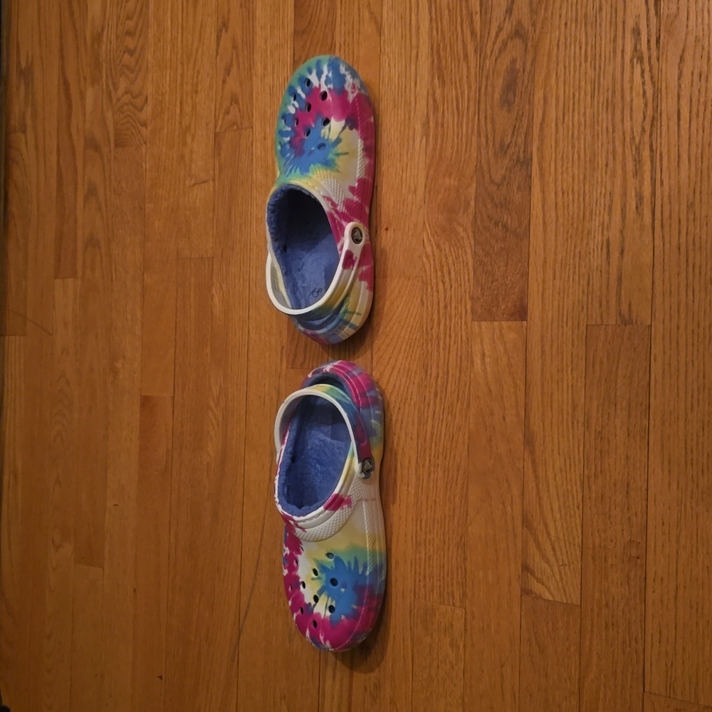 Crocs Clogs - Picture 2 of 5